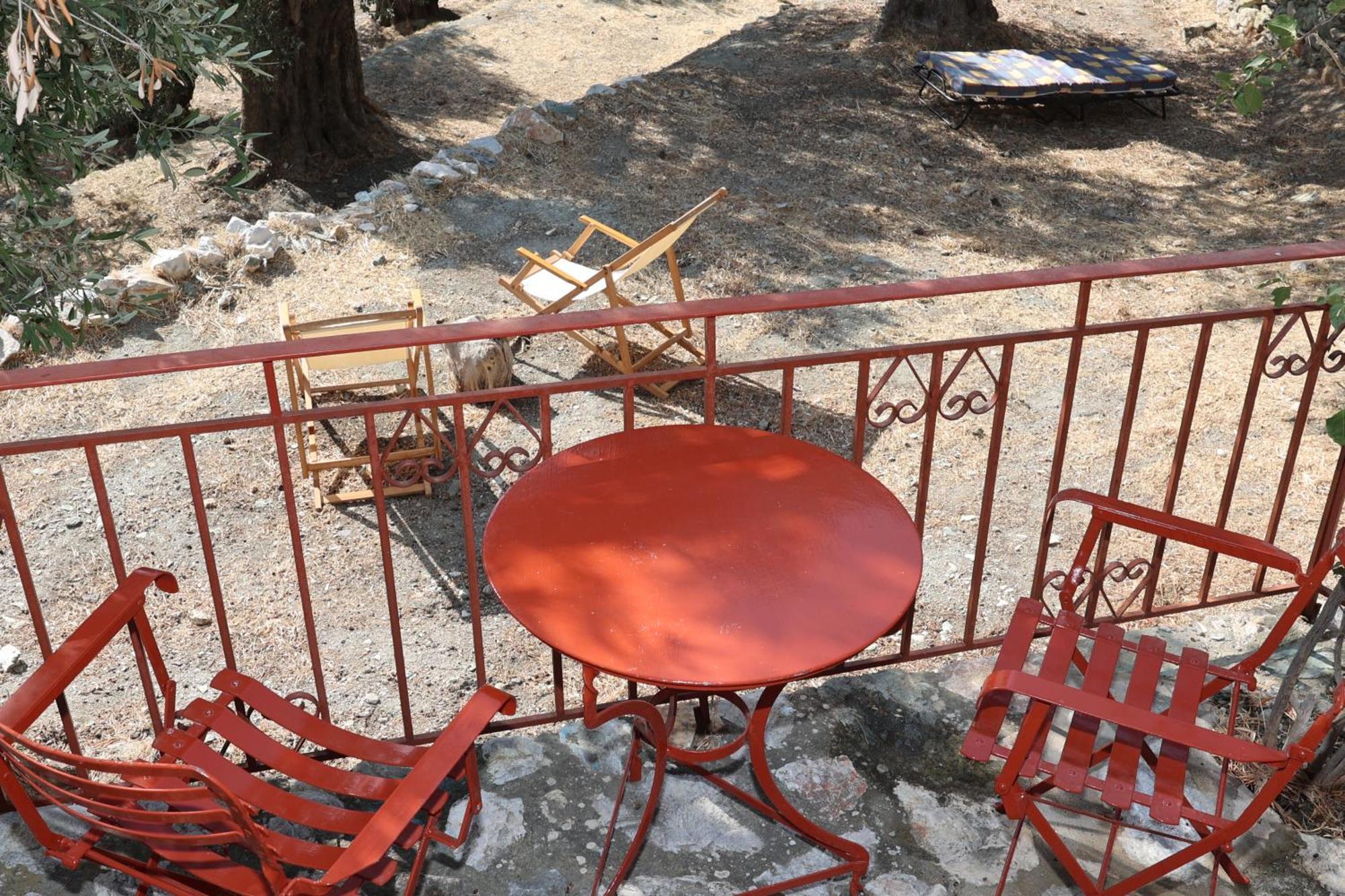 Δωμάτια Κόκκινος Πύργος Plomari Eksteriør billede