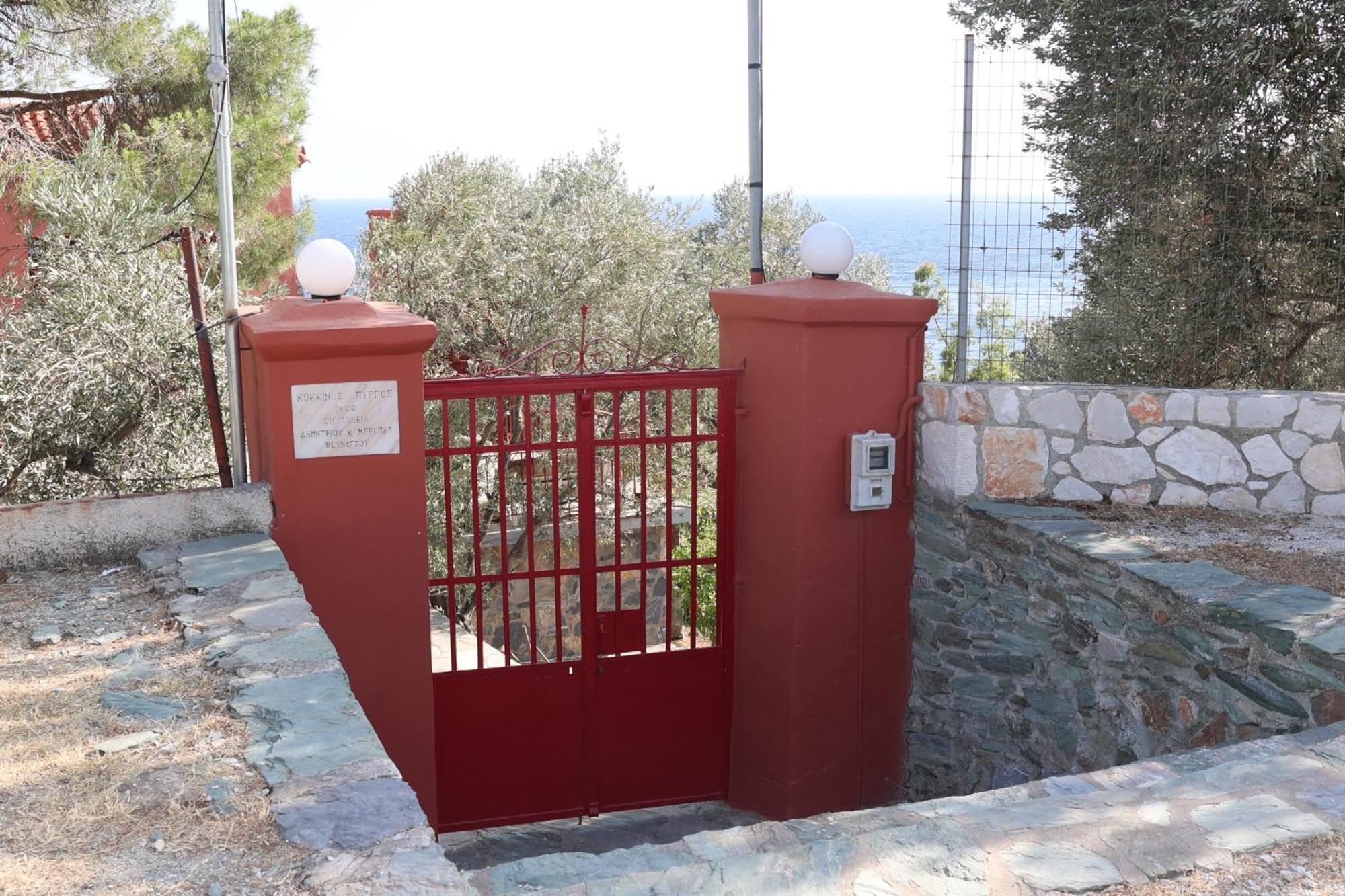 Δωμάτια Κόκκινος Πύργος Plomari Eksteriør billede